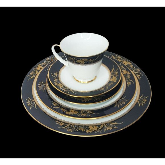 Noritake Legacy Mandalay 3393 Place Setting Gold on Cobalt Blue Mint - Picture 3 of 7